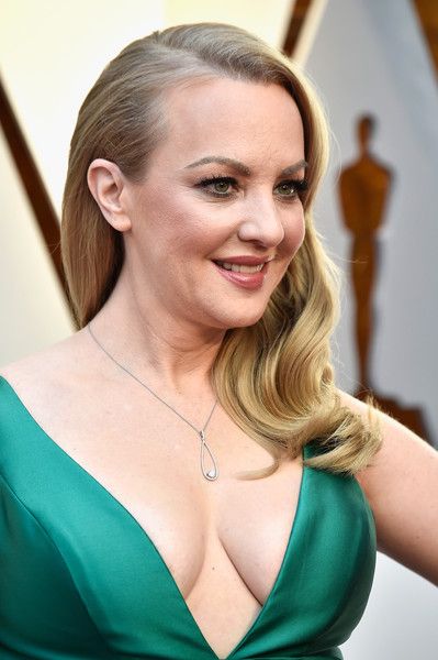 Wendi McLendon-Covey Plastic Surgery Body