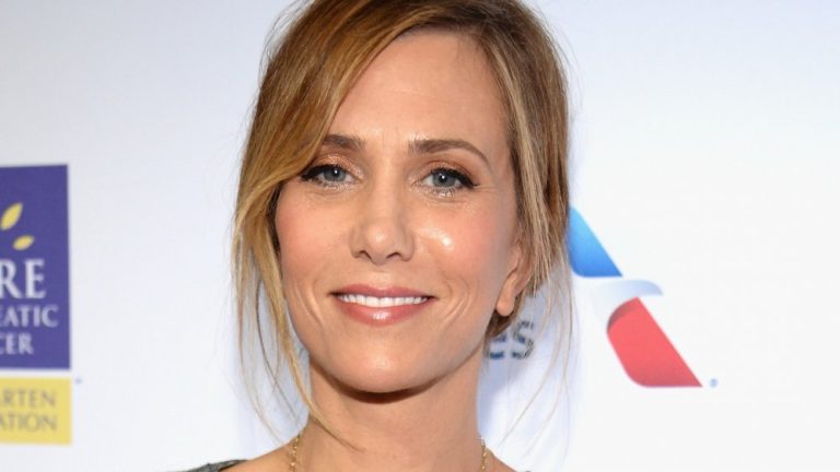 Kristen Wiig Plastic Surgery and Body Measurements