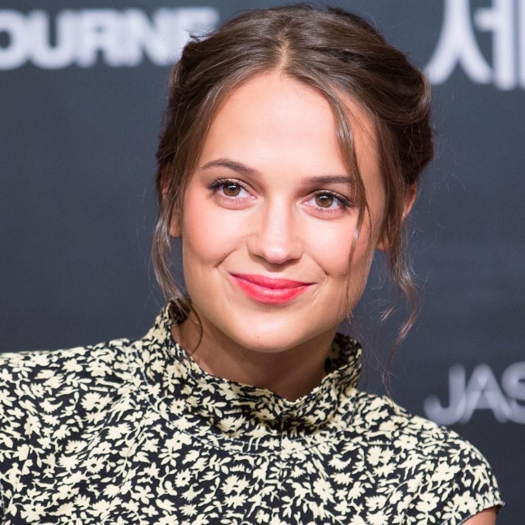 Alicia Vikander Plastic Surgery Face