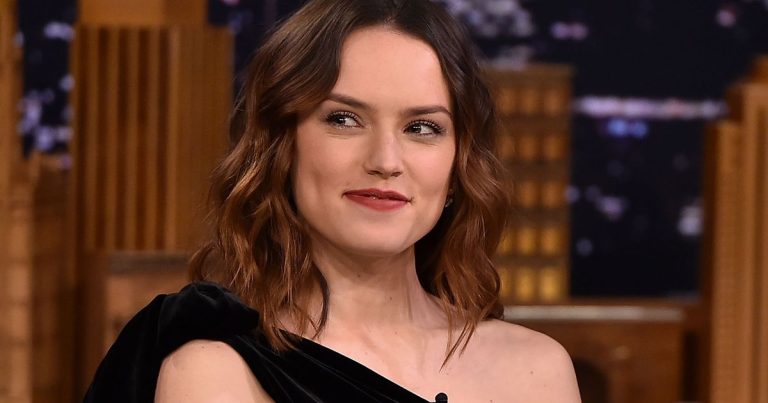 Daisy Ridley Plastic Surgery and Body Measurements