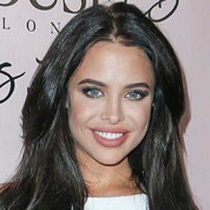 Mara Teigen Cosmetic Surgery Face