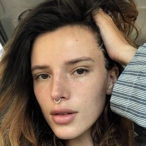 Bella Thorne Plastic Surgery Face